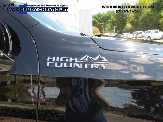 2025 Chevrolet Suburban High Country