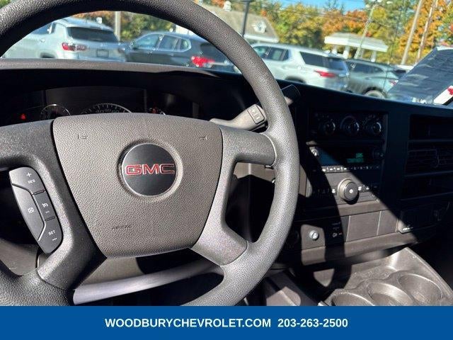 2022 GMC Savana Cargo 2500 Base