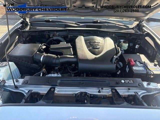 2016 Toyota Tacoma SR