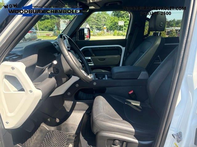2023 Land Rover Defender 110 SE