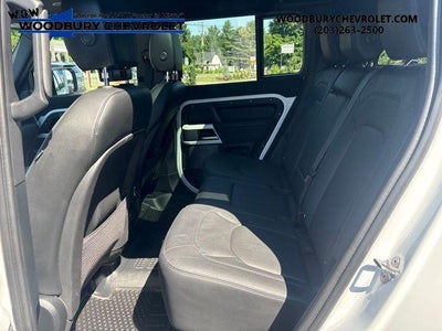 2023 Land Rover Defender 110 SE