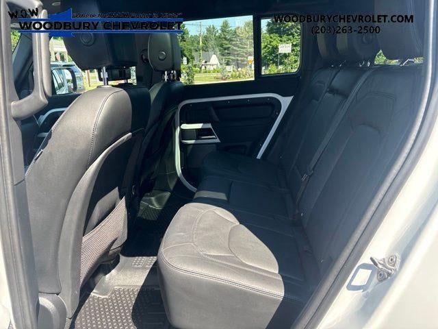 2023 Land Rover Defender 110 SE