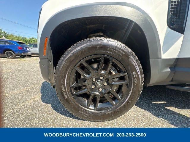 2023 Land Rover Defender 110 SE