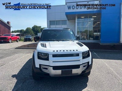 2023 Land Rover Defender 110 SE