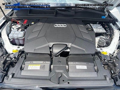 2025 Audi Q7 Premium Plus 55 TFSI quattro Tiptronic